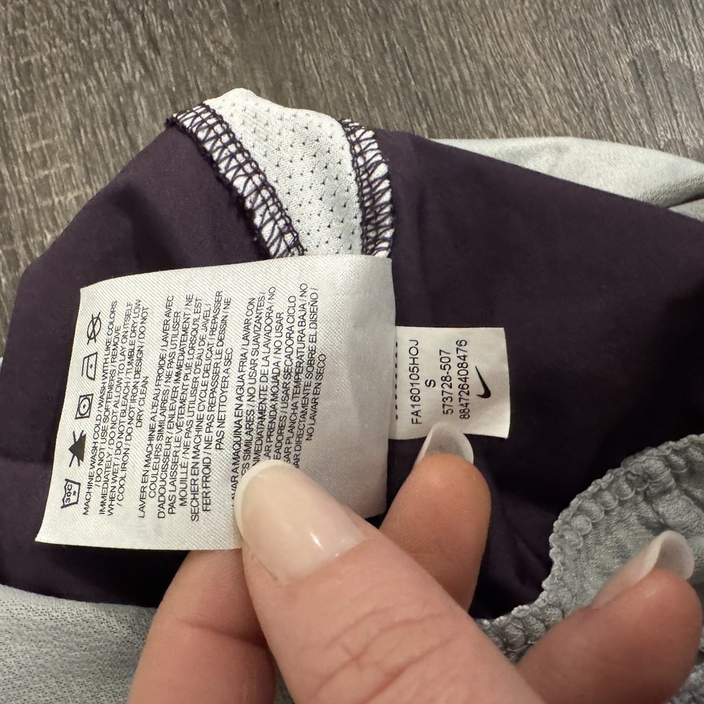 Nike Women's Dri FIT Tempo Running Shorts Small Purple 3" Lined - Picture 9 of 11